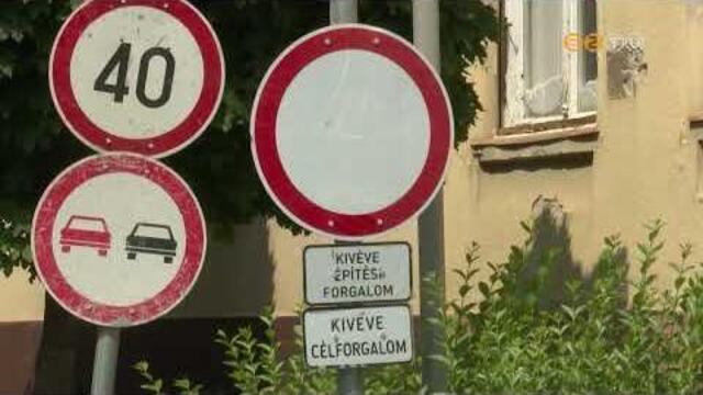 Por, zaj és csúszó határidők – erre panaszkodnak a szombathelyi Kálvária utca lakói Por, zaj és csúszó határidők – erre panaszkodnak a szombathelyi Kálvária utca lakói