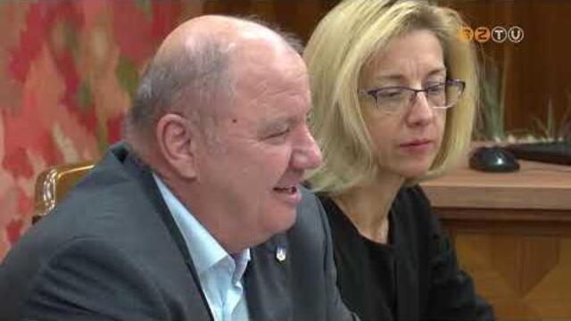 Nagy érdeklődés mellett tartottak civil fórumot a Városháza Eszter-termében Nagy érdeklődés mellett tartottak civil fórumot a Városháza Eszter-termében