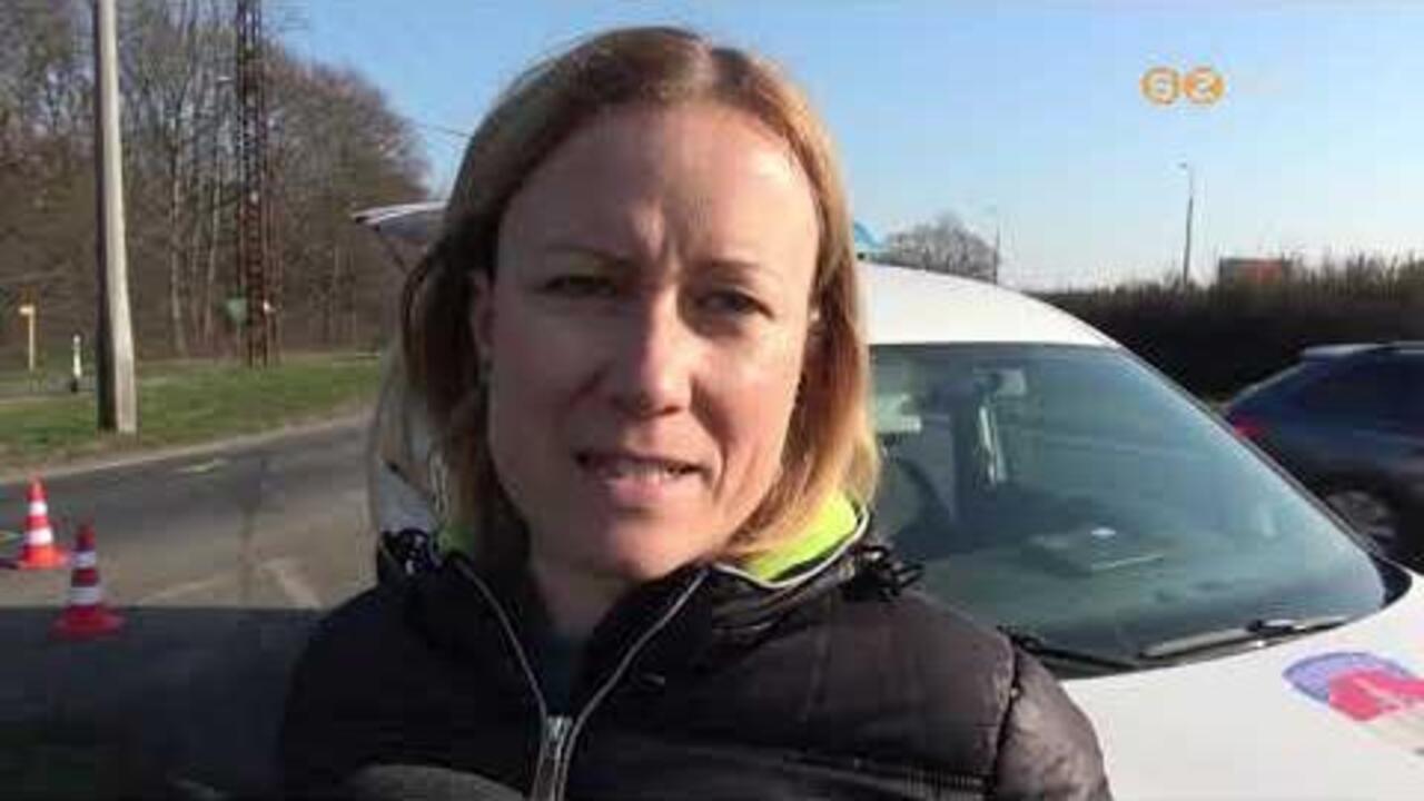 Autó ütközött elektromos rollerrel csütörtökön reggel a Külső-Pozsonyi úton Autó ütközött elektromos rollerrel csütörtökön reggel a Külső-Pozsonyi úton