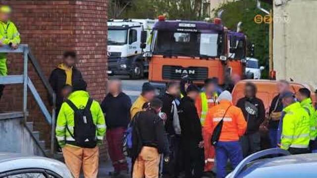 Munkabeszüntetésre készültek a szombathelyi szemétszállítók, de végül elindultak a kukásautók Munkabeszüntetésre készültek a szombathelyi szemétszállítók, de végül elindultak a kukásautók