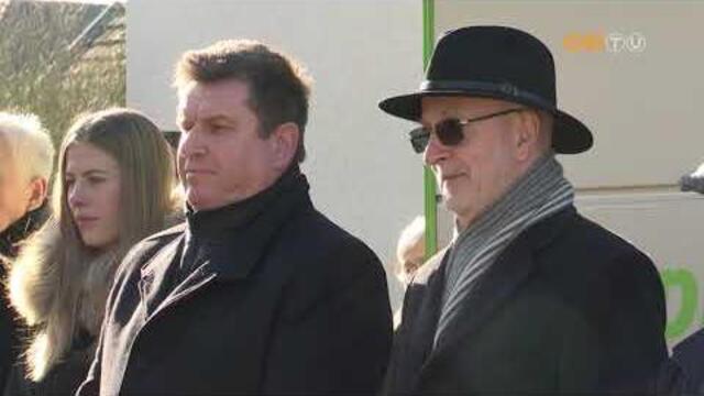 Emléktáblát avattak Szabó Miklós, az egykori Királyi Kúria elnöke tiszteletére szülőfalujában Emléktáblát avattak Szabó Miklós, az egykori Királyi Kúria elnöke tiszteletére szülőfalujában