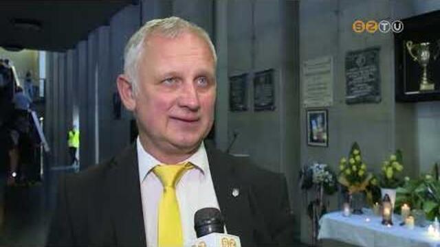 Szurkolók és játékosok 16. alkalommal emlékeztek Horváth Zoltánra Szurkolók és játékosok 16. alkalommal emlékeztek Horváth Zoltánra